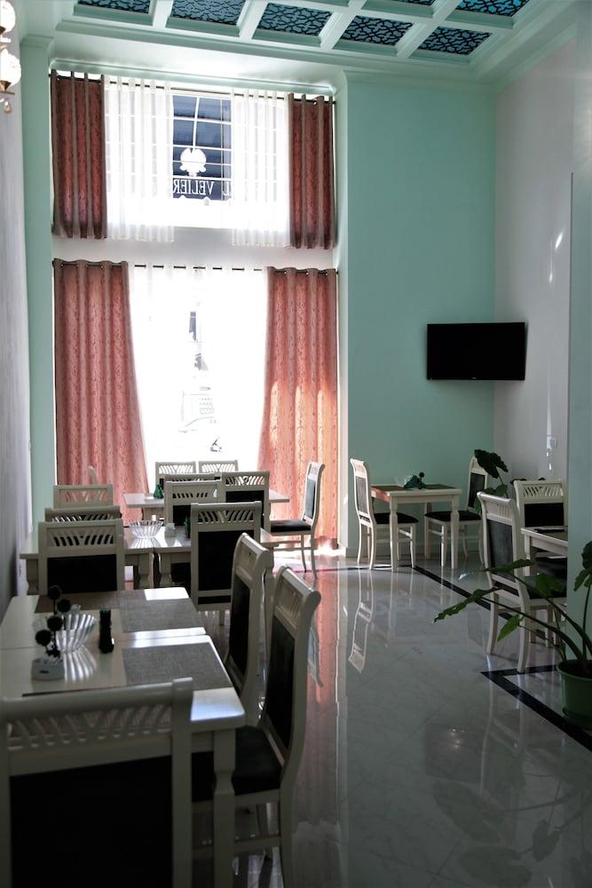 Hotel Veliera Durrës Buitenkant foto